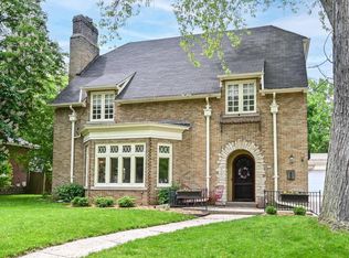 529 N 68th St, Wauwatosa, WI 53213