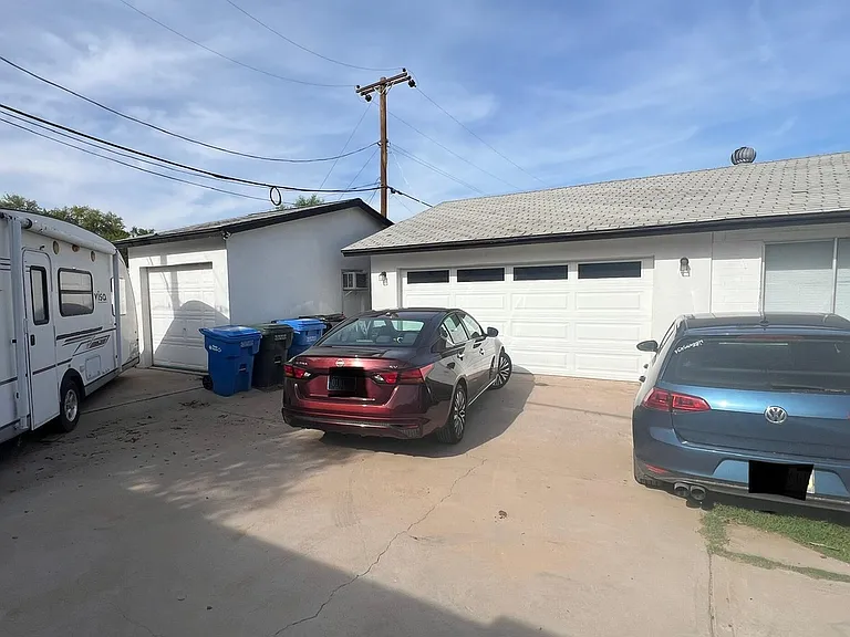 4847 E Cambridge Ave #2 — Photo 6