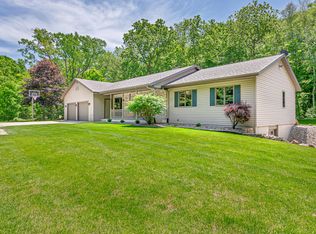 16507 Christel Rd, Valders, WI 54245