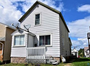 304 3rd St SW, Chisholm, MN 55719