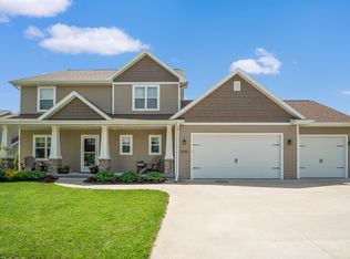 4201 E Braeburn Dr, Appleton, WI 54913