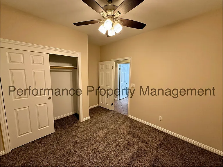 5204 Gossimer Dr — Photo 11