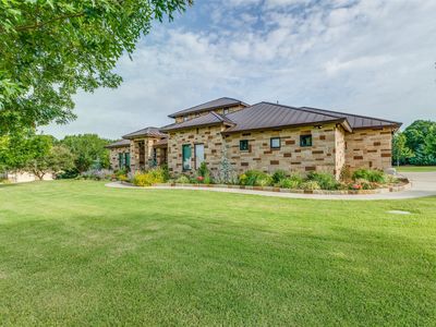 138 Whispering Winds Dr, Gunter, TX, 75058