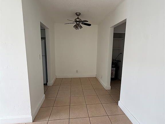 5th image of 237 SE Park St #2