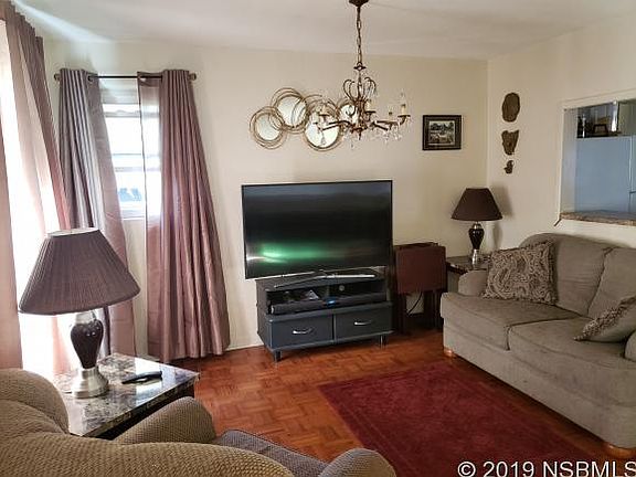 5th image of 2607 Travelers Palm Dr