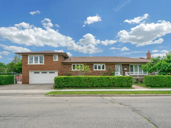110 Harding Ave S, Toronto, ON M6M 3A6