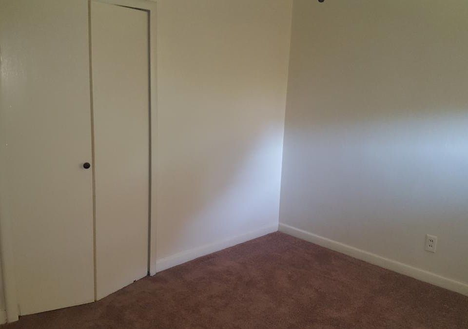 1st image of 149 Fairlawn Dr