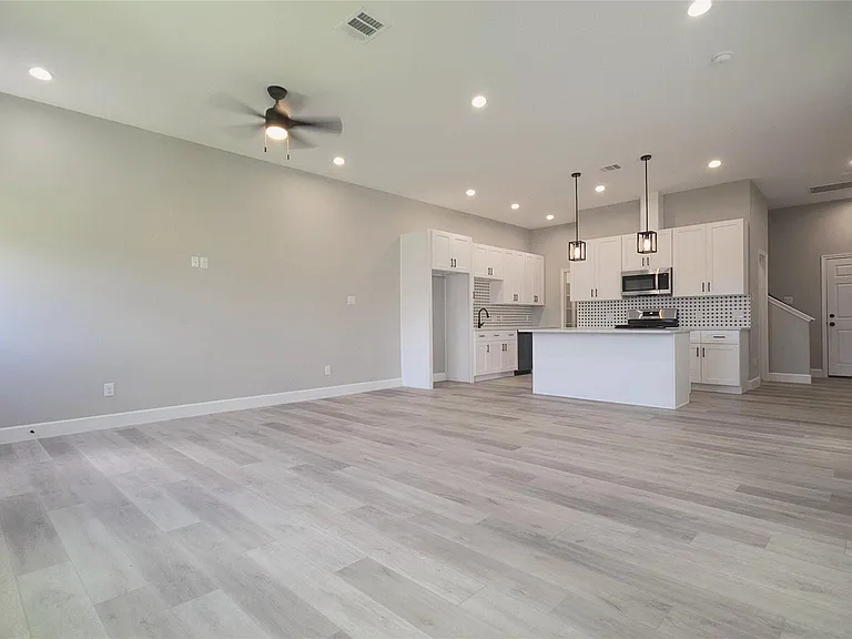 765 Enterprise B St #B — Photo 5