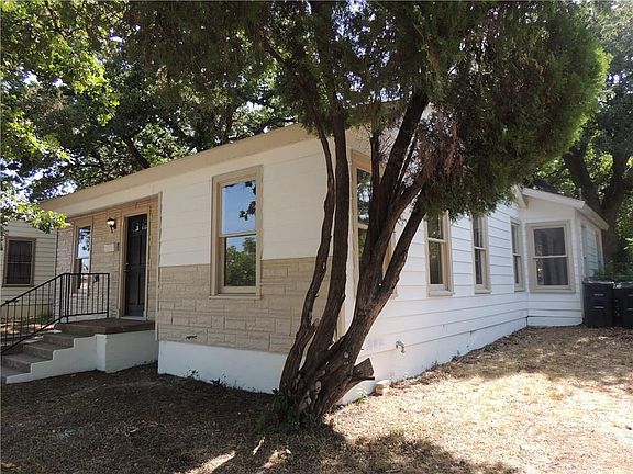 2nd image of 1609 Andrew Ave