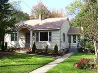 21 Park Ter, Uxbridge, MA 01569