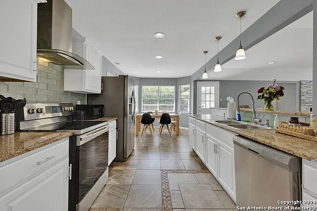 103 Shalimar Dr — Photo 6