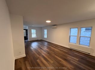 4876 Simcoe St #1, Niagara Falls, ON L2E1V9