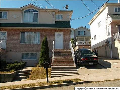 1st image of 282 Wingham St