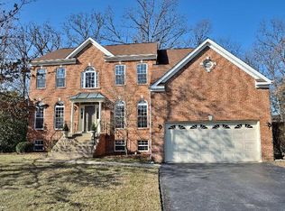 709 Galloway Dr SE, Leesburg, VA 20175