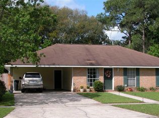 9964 Buttercup Dr, Baton Rouge, LA 70809