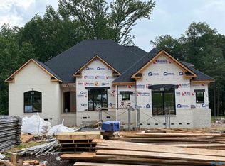 21 SE Bluff Crk SE, Huntsville, AL 35803