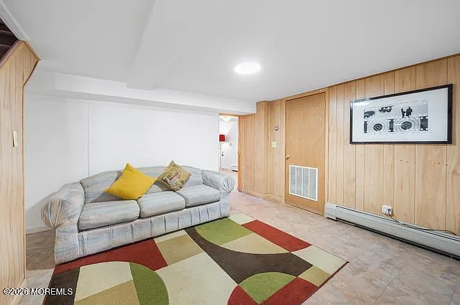 121 Summit Ave — Photo 17