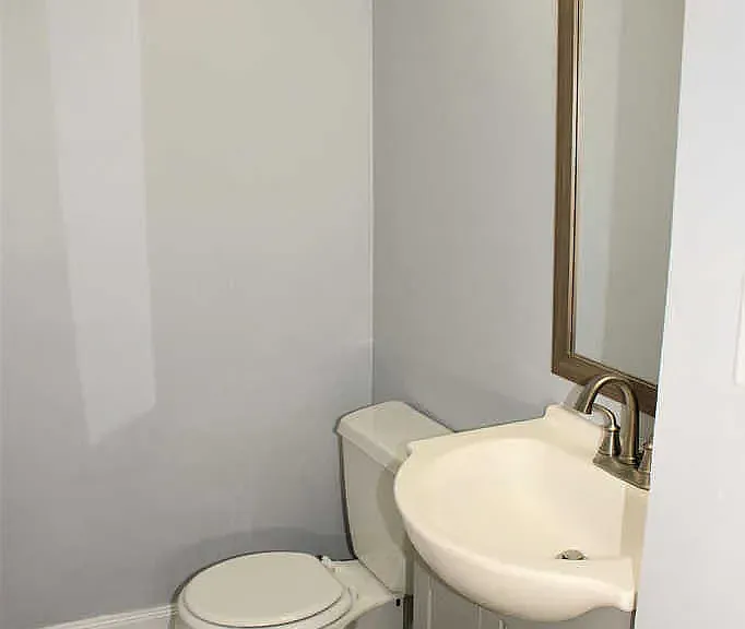 6139 Leesburg Pike #401 — Photo 8