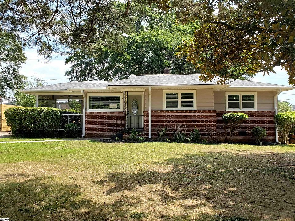 1st image of 3 Dale Dr