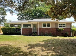 3 Dale Dr, Greenville, SC 29607