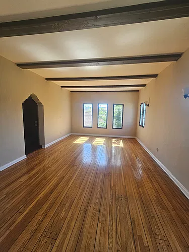 839 S Gramercy Pl #7 Photo 1