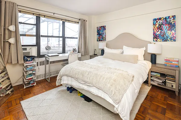 Rented by Douglas Elliman | media 6