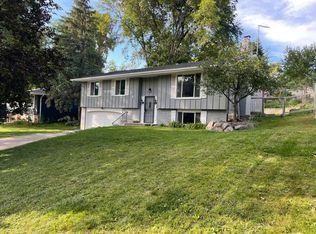 605 Willow Creek Ln, Buffalo, MN 55313