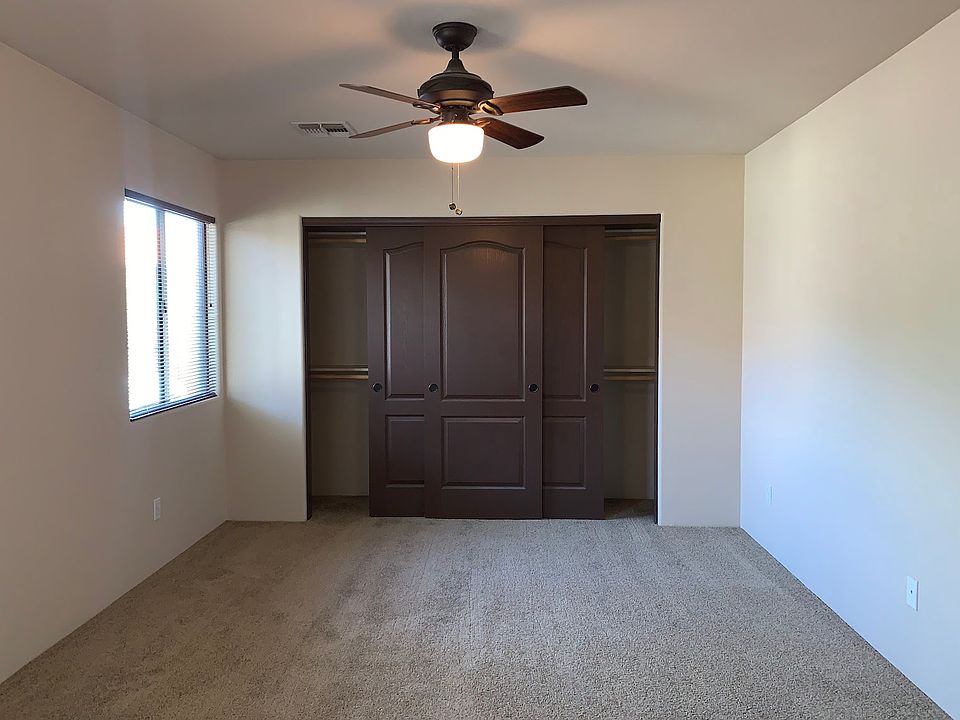 Primary Bedroom_10082022