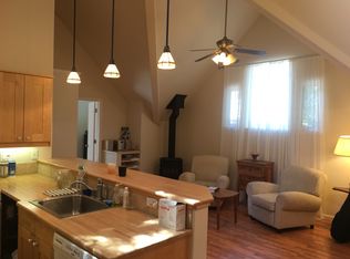 135 Winchester St, Grass Valley, CA 95945