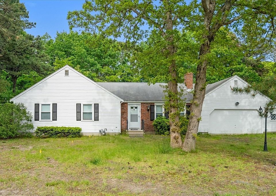 1st image of 16 Heritage Pl