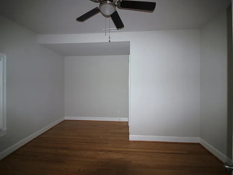 212 N Main St — Photo 13