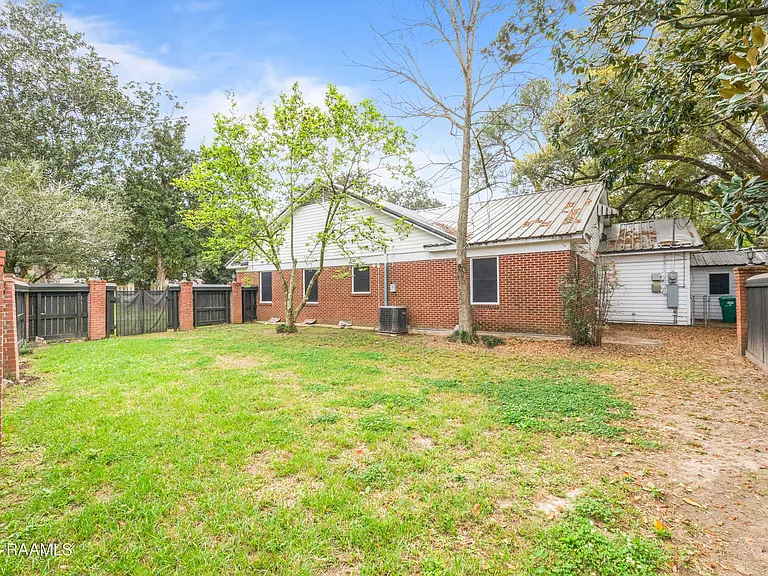 418 Marguerite Blvd — Photo 33