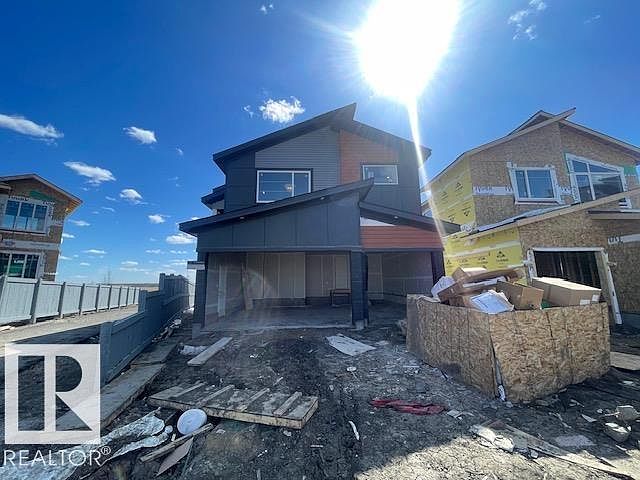 1st image of 22 Owl Ridge Close