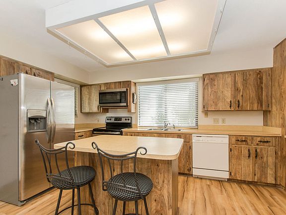 4th image of 437 N Halifax Ave #8