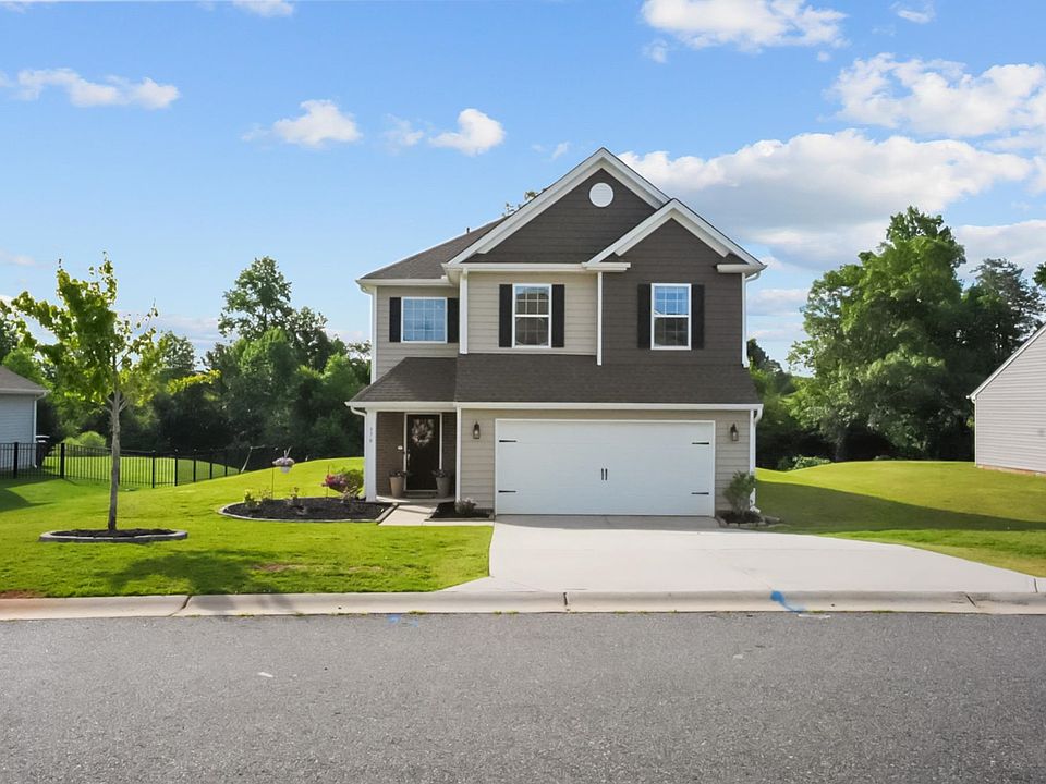 1st image of 570 New Cut Meadows Rd