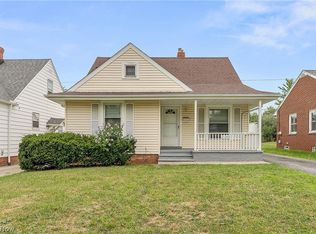 21303 Kenyon Dr, Maple Heights, OH 44137