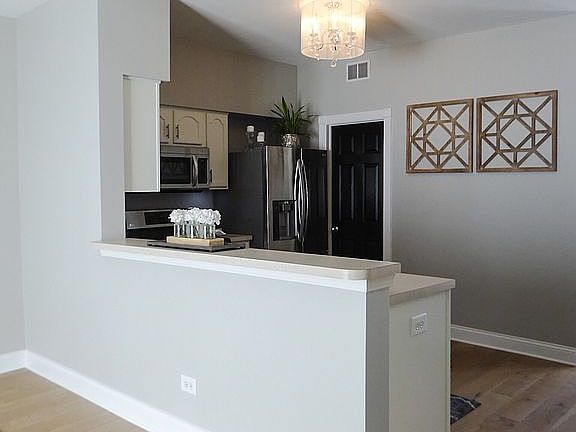 Breakfast Bar Seating