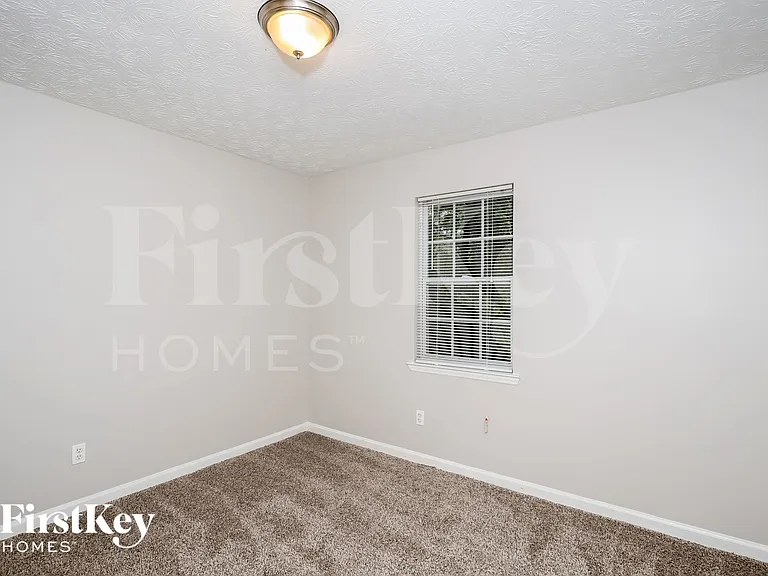 1158 Iron Gate Blvd — Photo 13
