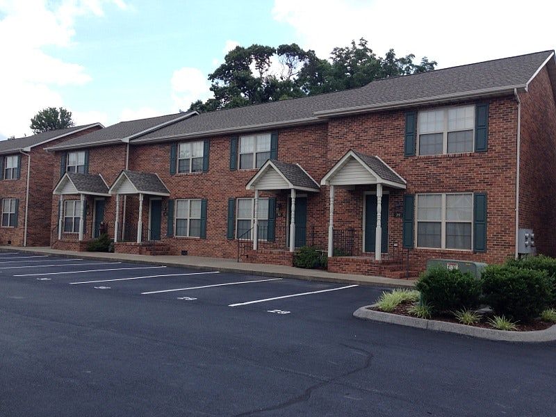 1st image of 1747 Skyline Dr APT 8