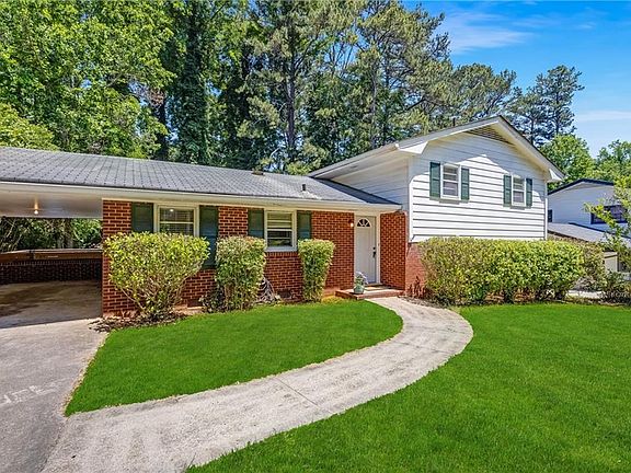 2nd image of 2544 Laurel Ridge Dr