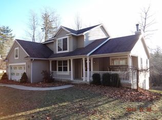 14374 Cooper Creek Dr, Gowen, MI 49326