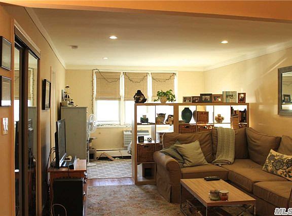 3rd image of 210 E Broadway 2 J