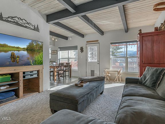 3rd image of 723 Shorthorn Dr #402