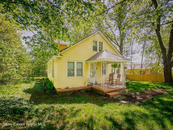 156 Maple Avenue, Greenville, NY 12083