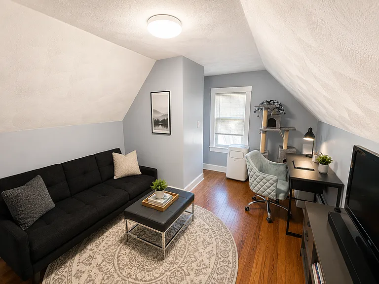 32 Mansfield St #B — Photo 16