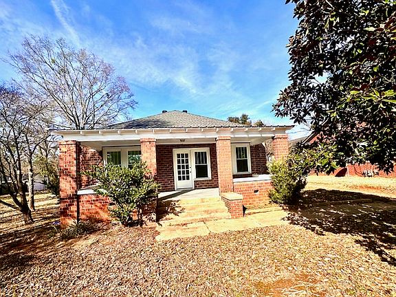 3rd image of 1208 W Whitner St