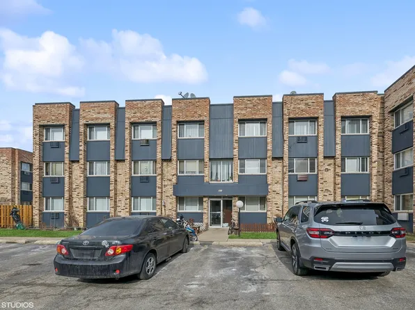 8623 W Foster Ave APT 3A, Chicago, IL 60656