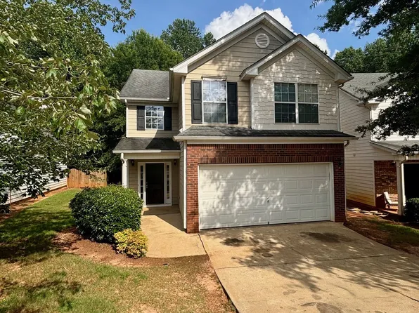35 Churchill Park Dr, Newnan, GA 30263
