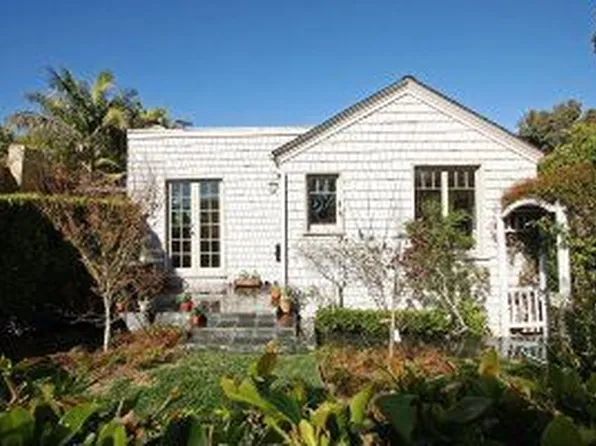 8921 Dorrington Ave, West Hollywood, CA 90048