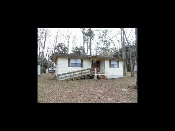 29 Mary St, Madisonville, LA 70447